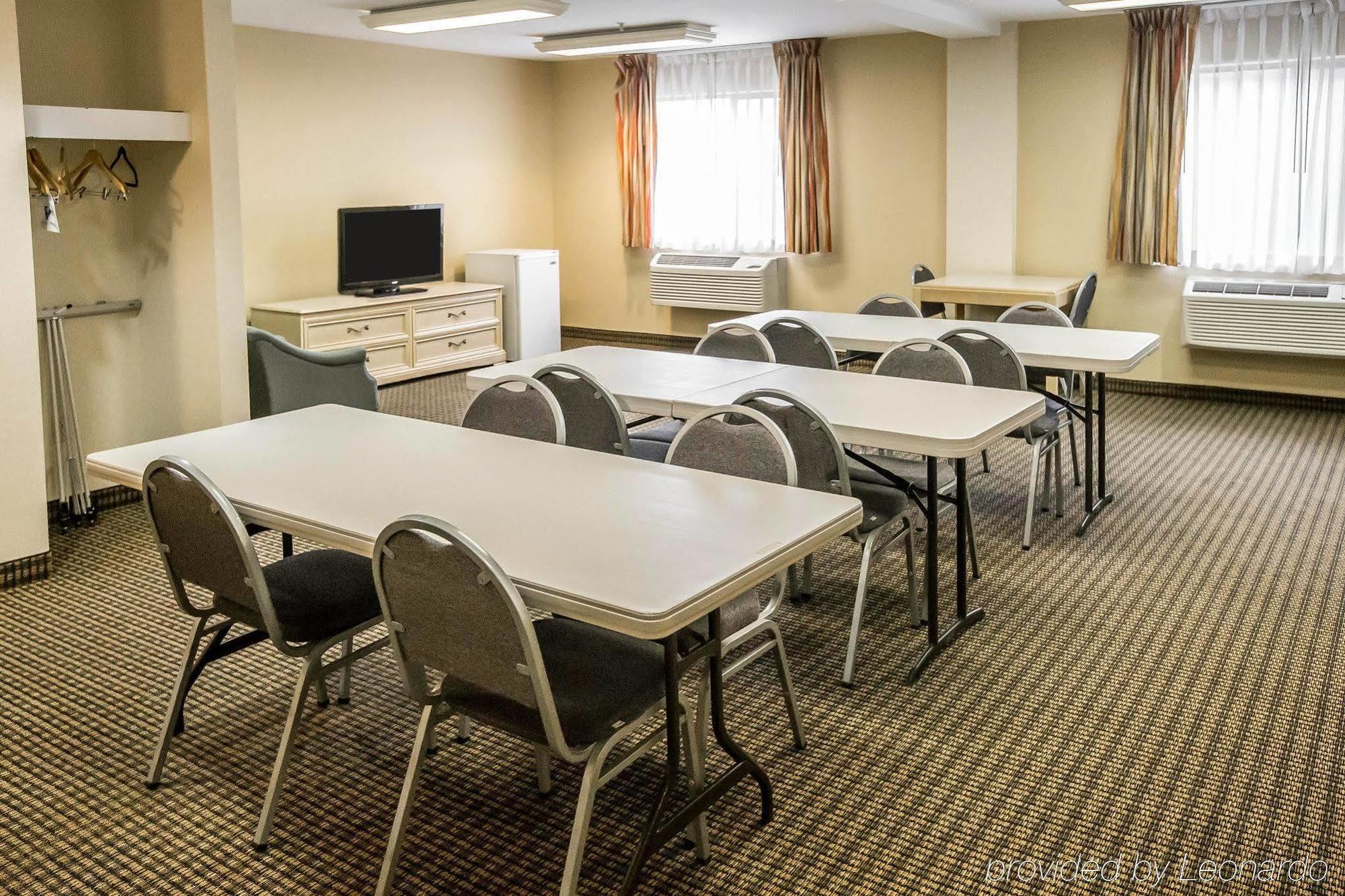 Econo Lodge Inn & Suites Monroe Kültér fotó